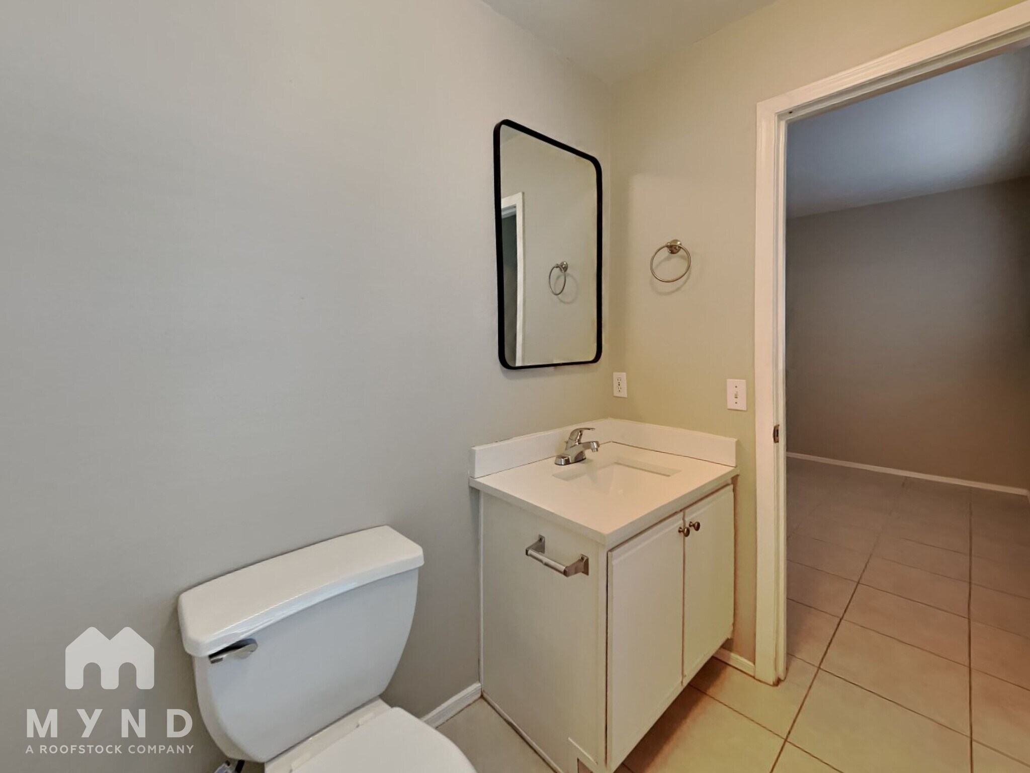 Building Photo - 12459 N Pablo St