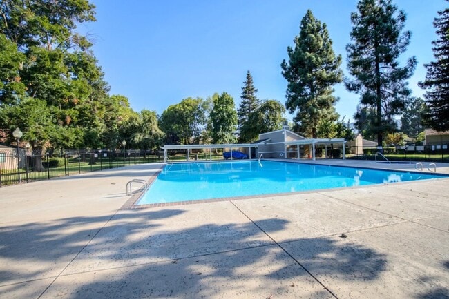 Building Photo - $4,495.00 Almaden 3BD/2.5BA Townhome in the Copperwood Community