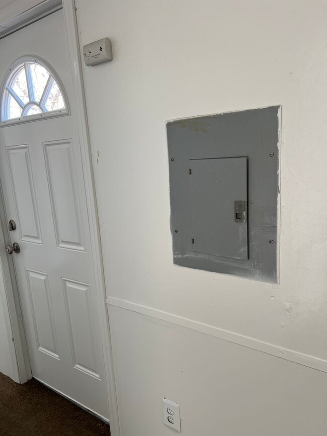 Building Photo - Welcome to the charming Riverdale Farms subdivision in Thornton, CO, where a delightful 3-bedroom...