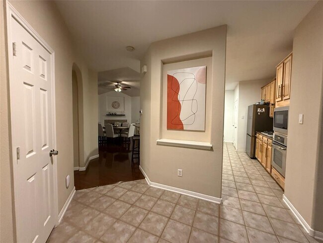 Building Photo - 4124 Canyon Glen Cir