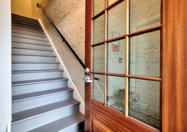 Building Photo - Reserves on Washington Park