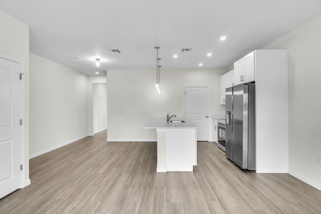 Building Photo - 2549 Slim Haywood Ave