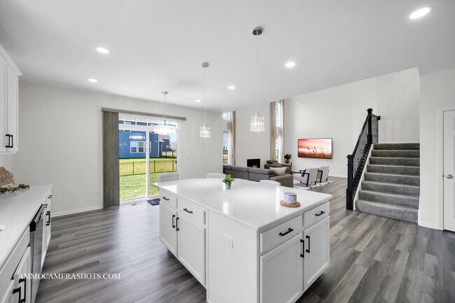 Building Photo - 12504 S Cherry Blossom Blvd