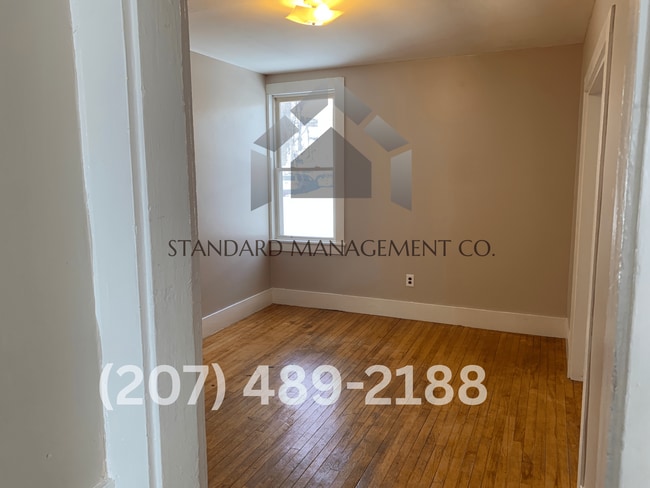 Building Photo - 15 Kennebec St