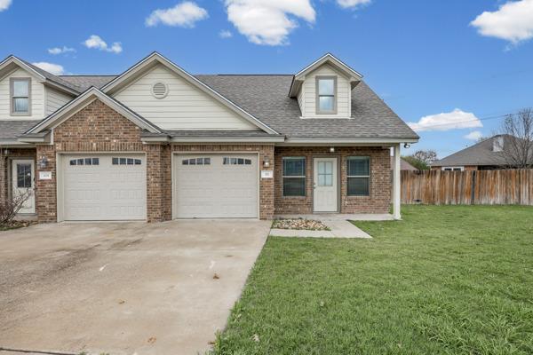 Building Photo - 111 Stockton Family Ct