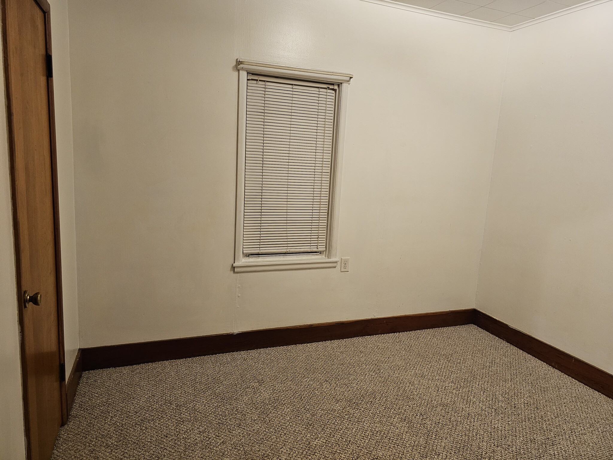 Building Photo - 208 Herbert Ave