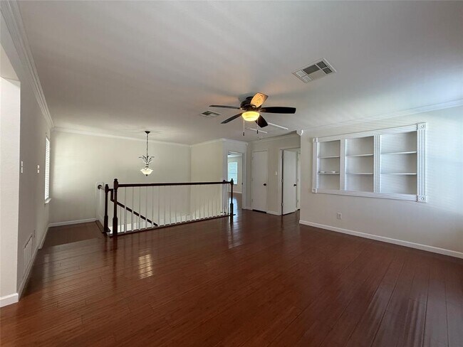 Building Photo - 307 Indian Meadow Dr