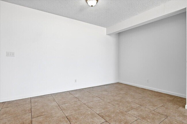 Building Photo - 31601 Avenida Maravilla