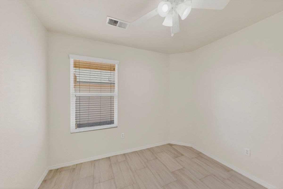 Building Photo - 3305 Tin Cup Rd
