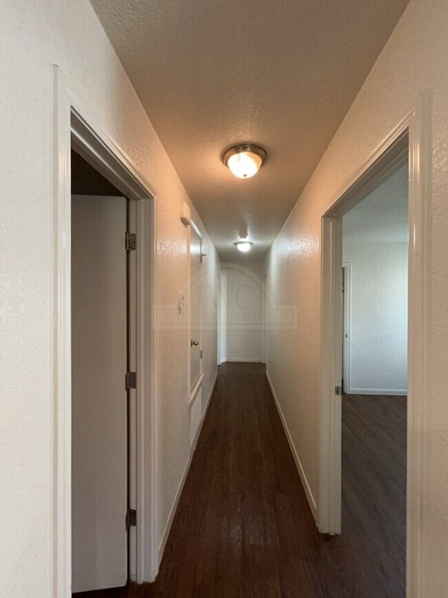 Building Photo - 3801 John Chisholm Loop