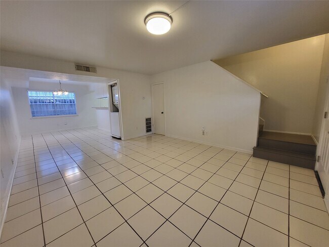 Building Photo - 1433 Cedar Post Ln