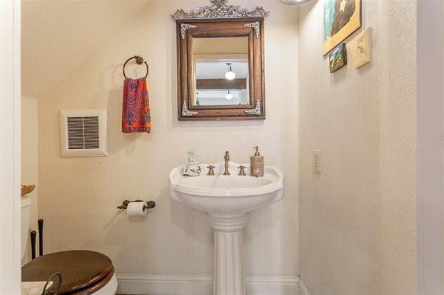 Building Photo - 327 S Edgefield Ave