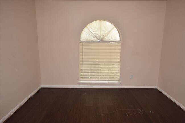 Building Photo - 11903 Sagecliff Dr