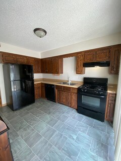 Building Photo - 1323 73rd Ave NE