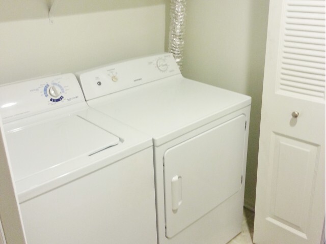 Laundry Room - Tide Mill Apartments