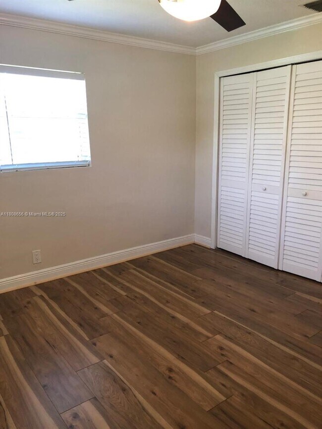 Building Photo - 1538 Funston St