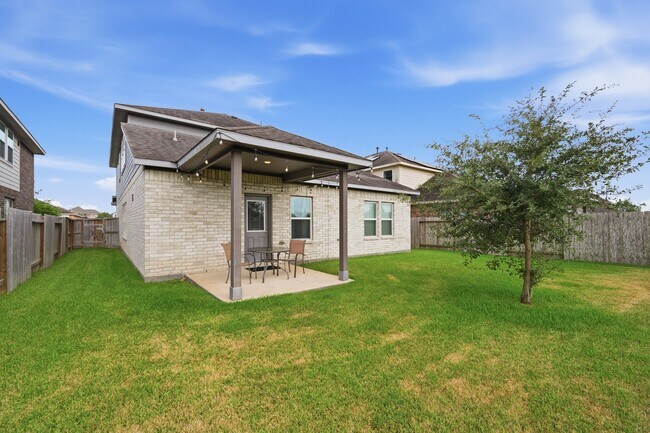 Building Photo - 10402 Matterhorn Dr