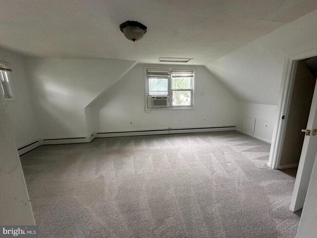 Building Photo - 509 5th Ave