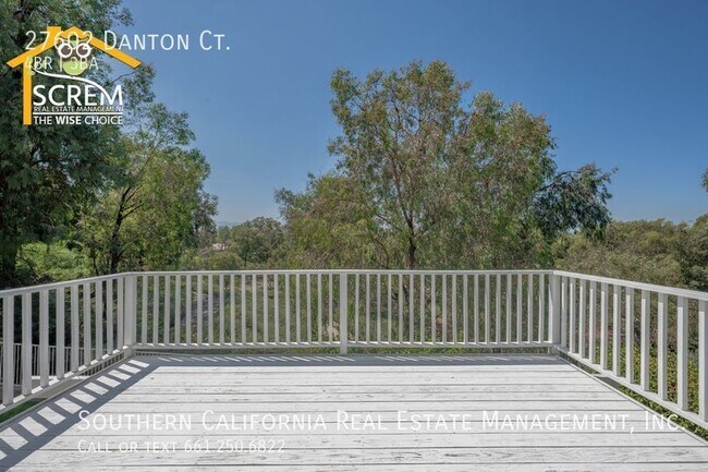 Building Photo - Four Bedroom Home with a View and a Loft i...