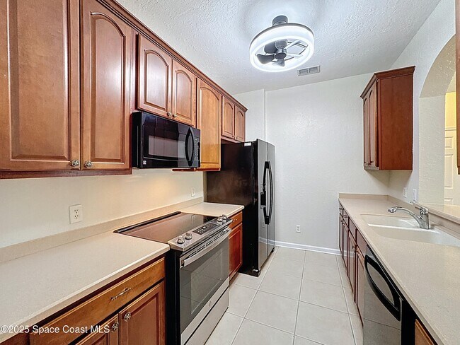 Building Photo - 3848 Lexmark Ln