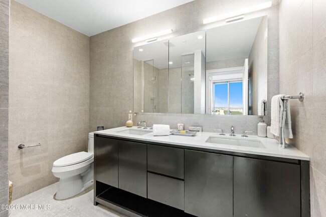 Building Photo - 20 Melrose Terrace