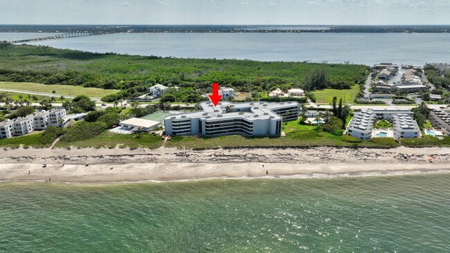 Building Photo - 1357 NE Ocean Blvd