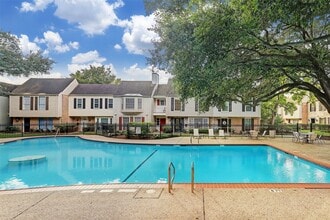 Building Photo - 13374 Trail Hollow Dr