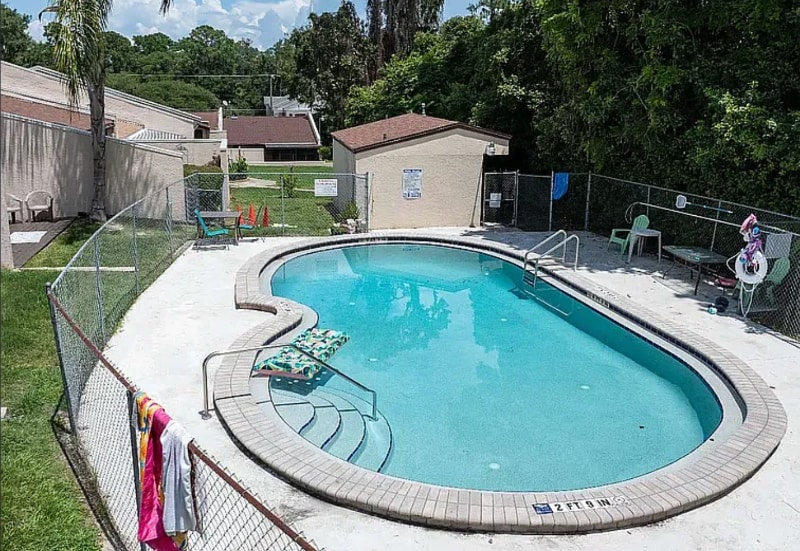 Building Photo - 992 S Marion Ave