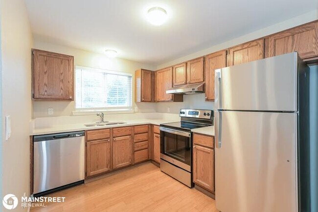 Building Photo - 12009 163rd St Ct E