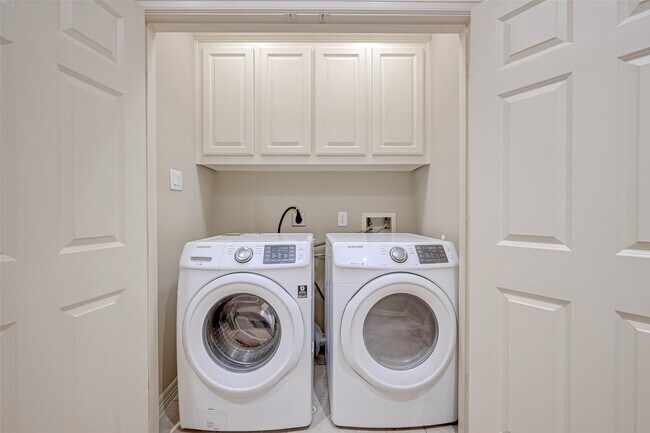 Building Photo - 13607 Brookbluff Ln