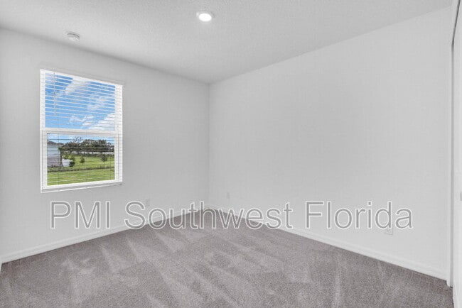Building Photo - 3023 Novara Ln