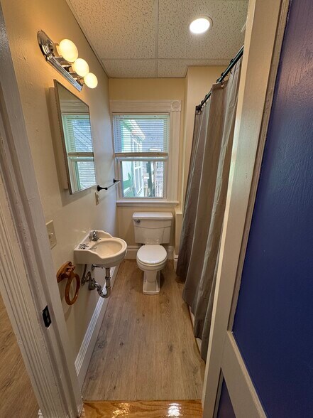 Bath - 15 Pleasant Pl