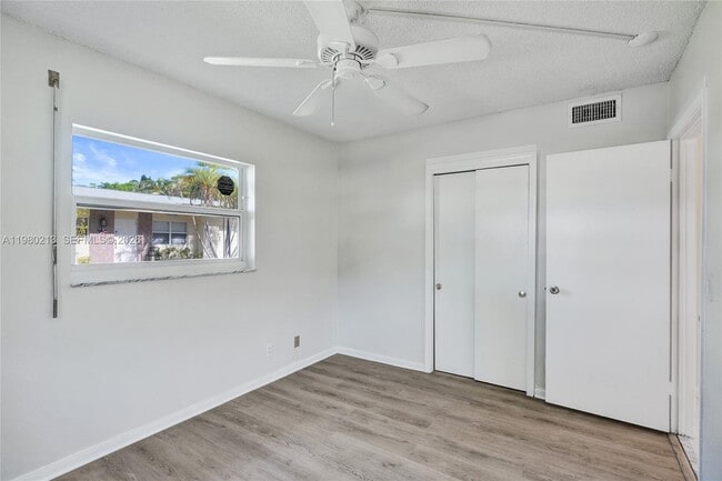 Building Photo - 2621 SW Natura Ave