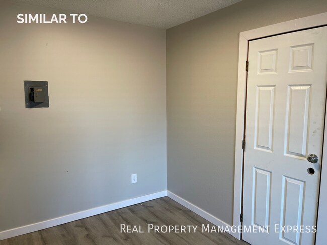 Building Photo - 2 Bedroom Apartment on the West Side