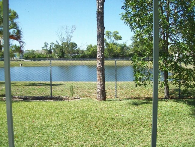 Building Photo - FAIRWAY ISLES