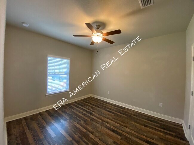 Building Photo - 8435 Nevada St