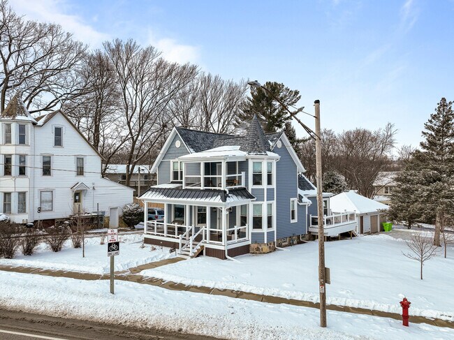 Building Photo - 80 W Geneva St