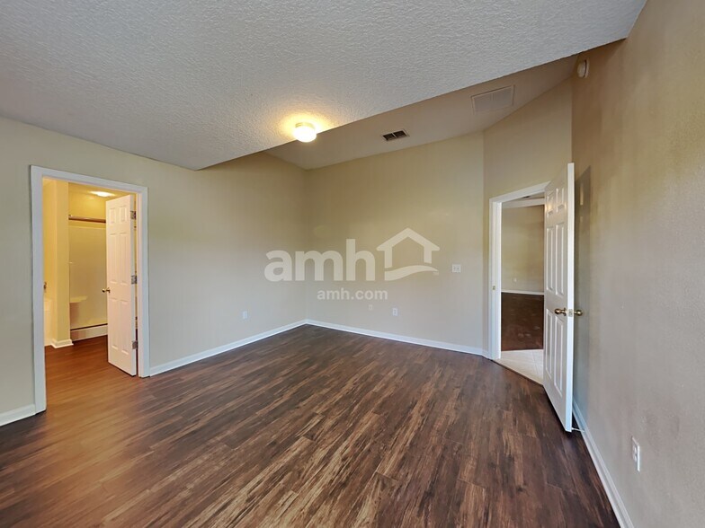 Building Photo - 81 Marisco Way