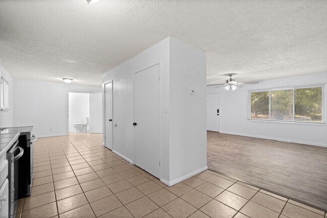 Building Photo - 442 S Monte Vista Ave