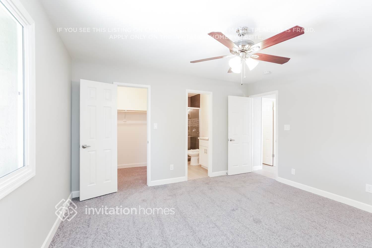 Building Photo - 2047 E Cornell Dr
