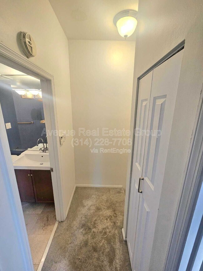 Building Photo - 4322 Maryland Ave