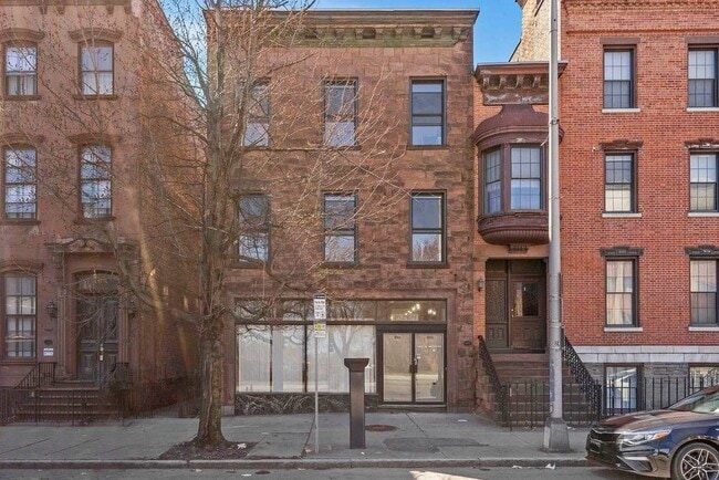 Building Photo - 170 Washington Ave