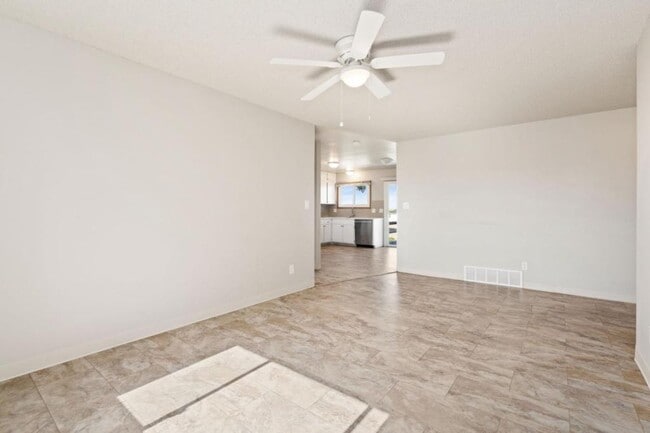 Building Photo - 3041 Co Rd 46
