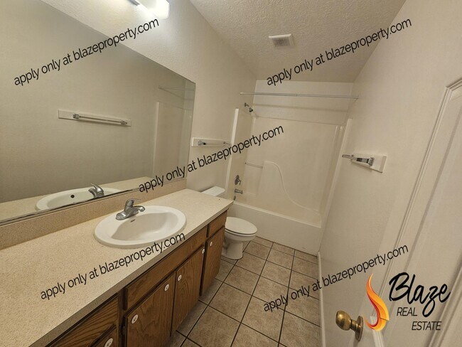 Building Photo - Corner Lot? Check! Dishwasher? Double Check! Your Awesome 3-Bed Home Awaits!