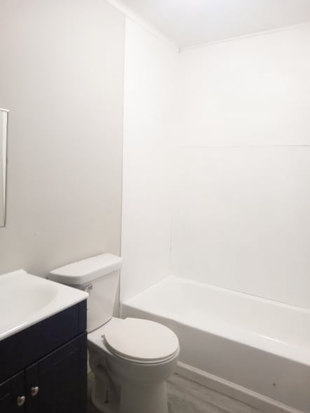 Building Photo - 777 E Yerby St