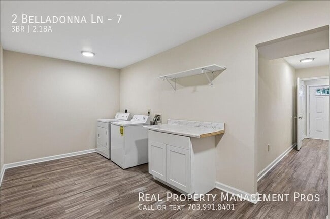 Building Photo - 2 Belladonna Ln