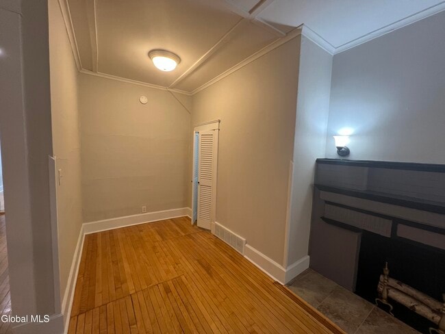 Building Photo - 1086 Wendell Ave