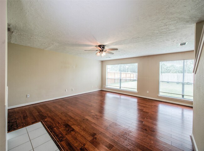 Building Photo - 13618 Woodspire Dr