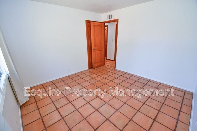 Building Photo - 298 Glenwood Ave