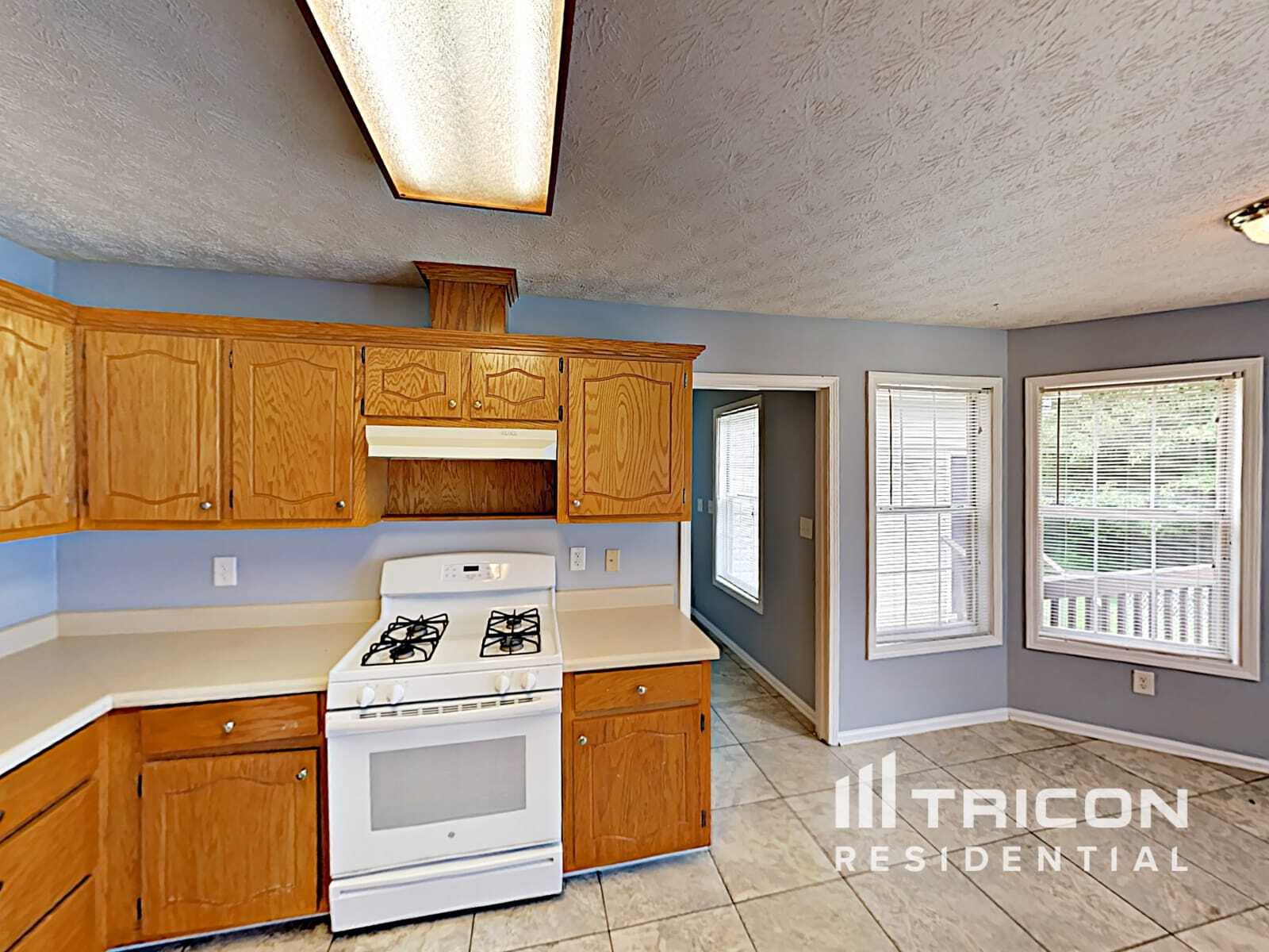 Building Photo - 108 Aristocratic Way